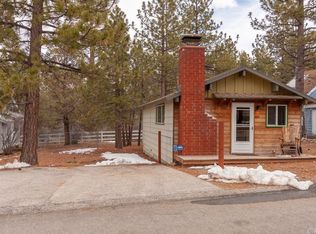 127 Pine Ln, Sugarloaf, CA 92314