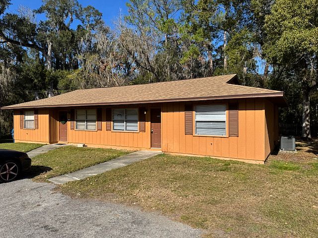 1st image of 20009 Suncrest Dr
