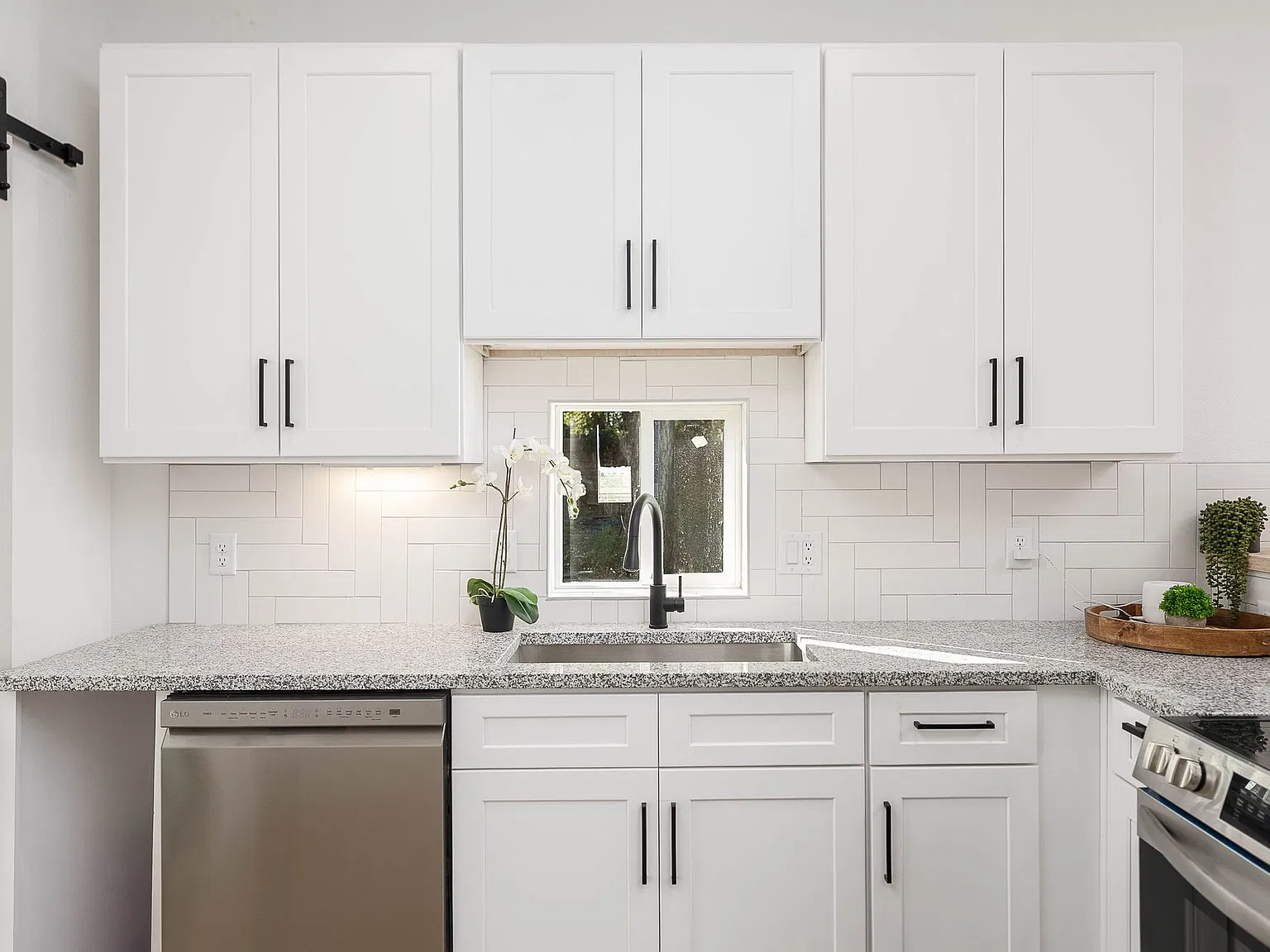 2 bed, 2.5 bath, 1125 sqft, $1,750 — Photo 3