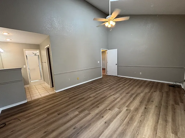 1302 Briar Creek Rd — Photo 15