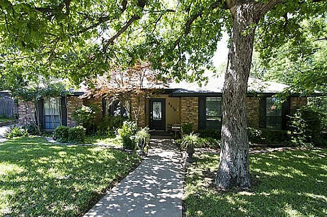 1st image of 4515 Deer Lodge Ct