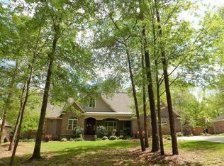 89 Monarch Blvd, Hattiesburg, MS 39402