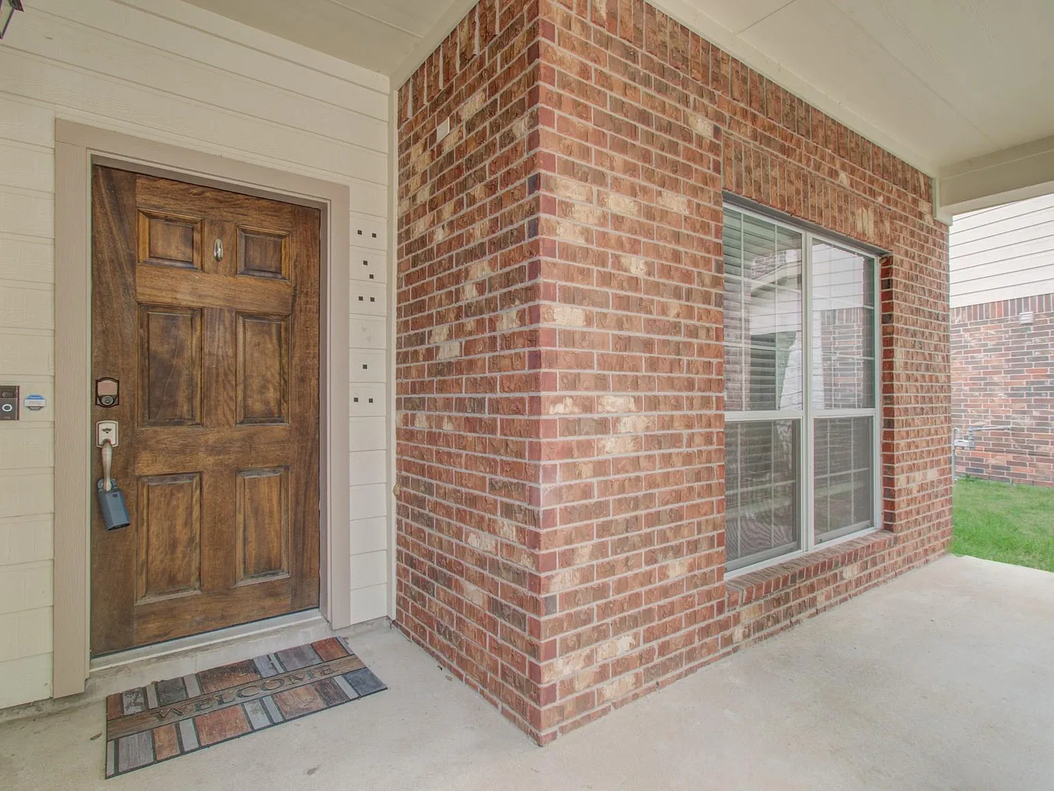 4 bed, 2.5 bath, 2394 sqft, $2,750 — Photo 4