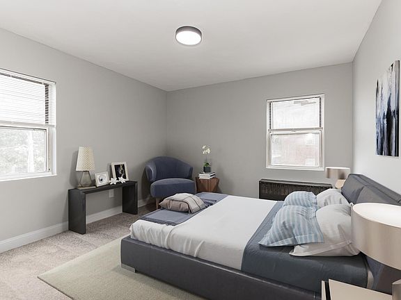 4th image of 4203 Oglethorpe St #303