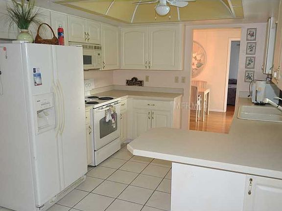5th image of 4661 Alexander Pope Ln