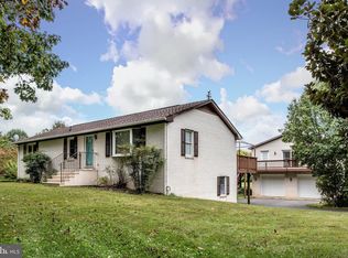 10312 Rogues Rd, Midland, VA 22728