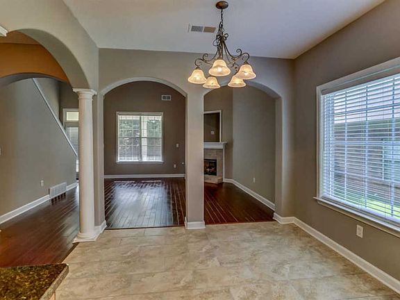 4th image of 1655 Brimhill Ln