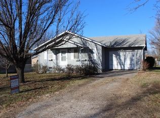 712 Sanders St, Burlington, KS 66839