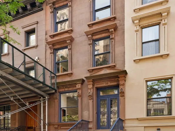238 East 72nd Street image 1 of 15