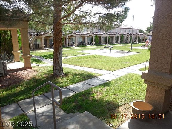 5th image of 2528 Sierra Bello Ave Unit 102