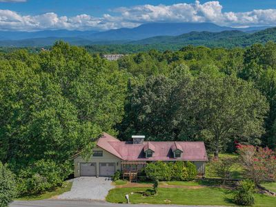 713 Lloyd Huskey Rd, Pigeon Forge, TN, 37863