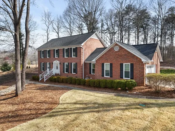 386 E Killarney Lake Dr, Moore, SC 29369