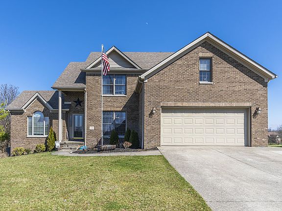 2nd image of 608 Autumn Wood Dr