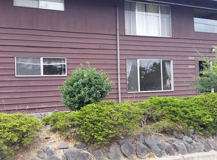 2012 Lincoln St, North Bend, OR