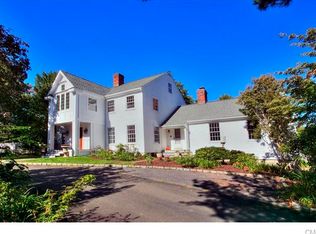 248 Putnam Rd, New Canaan, CT 06840