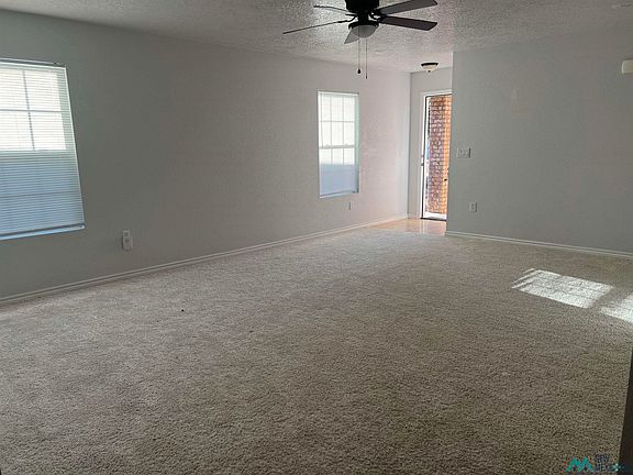 3rd image of 2549 Fred Daugherty Ave