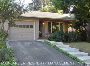 3626 SE Tibbetts St, Portland, OR 97202