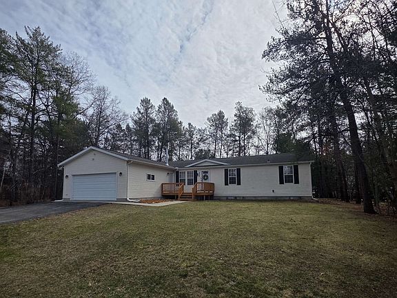 3rd image of 256 Dogwood Ln