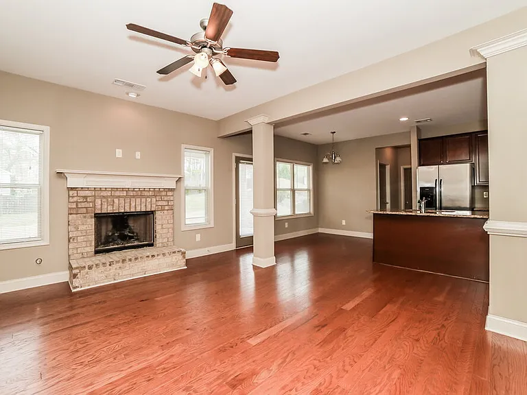 4150 Hamilton Cove Ct — Photo 5
