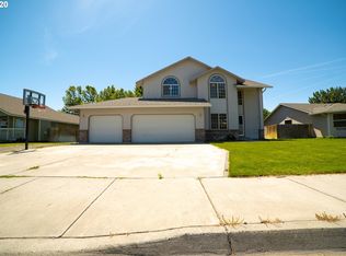 980 E Main St, Hermiston, OR 97838