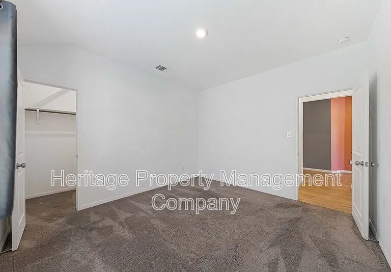2700 Coral Valley — Photo 24