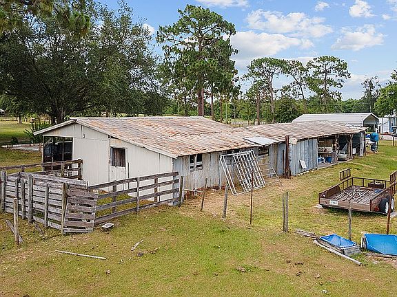 3rd image of 4100 Dove Valley Ln