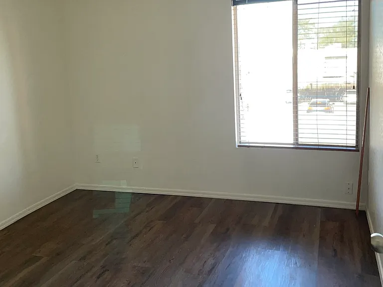 W Golden Ln — Photo 15