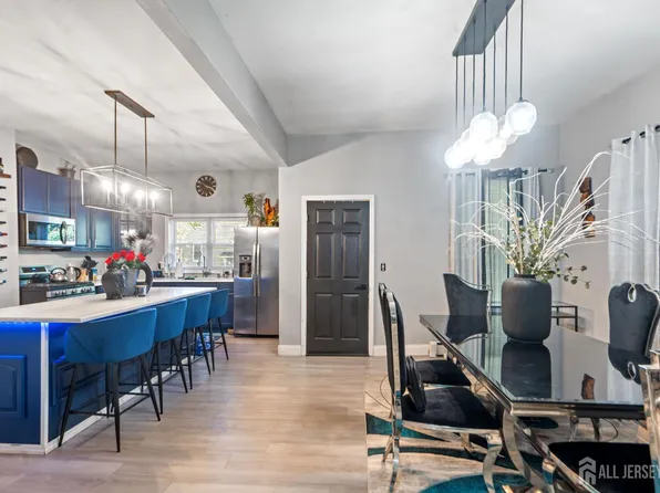 47-49 N 18th St, East Orange, NJ 07017