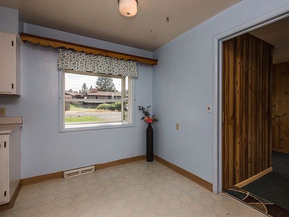 4th image of 12817 E 12th Ave