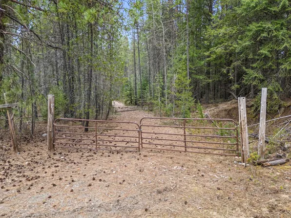 1901 Pines Rd, Newport, WA 99156