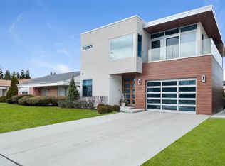 5042 Fitch Ave, Skokie, IL 60077
