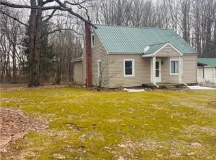 685 Furnace Rd, Conneaut, OH 44030