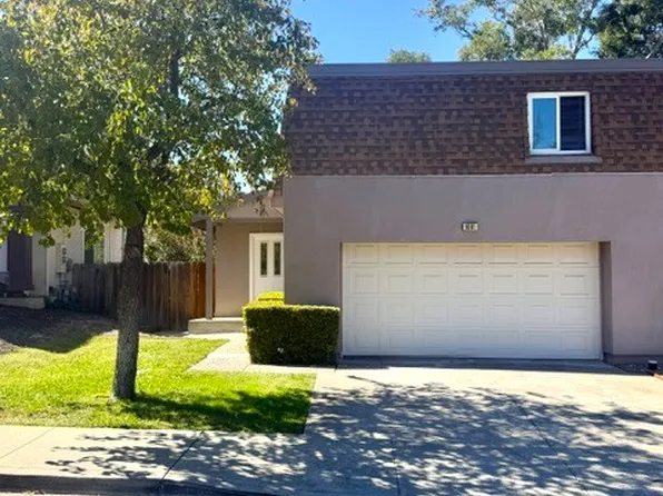 1061 Esplanade Pl, Walnut Creek, CA 94597