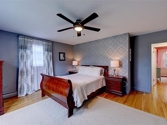 4th image of 48 Oliver St
