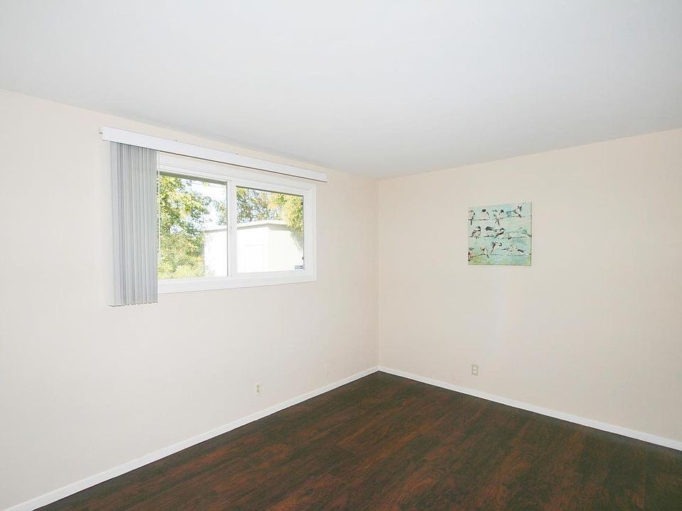 1st image of 6113 Lochleven Way