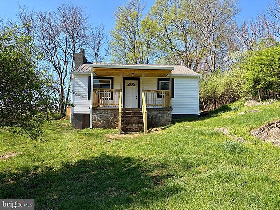 3rd image of 2504 Little Georgetown Rd
