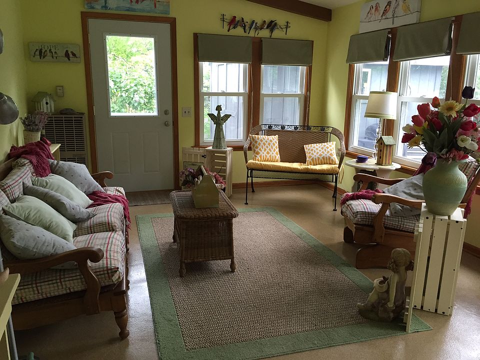 1st image of 2773 Newark Dr