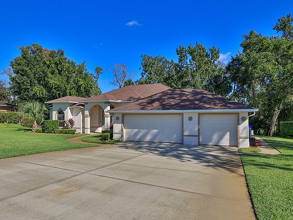 4th image of 2602 Spruce Creek Blvd
