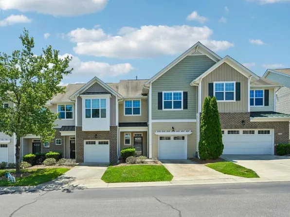 7213 Ladbrooke St, Raleigh, NC 27617
