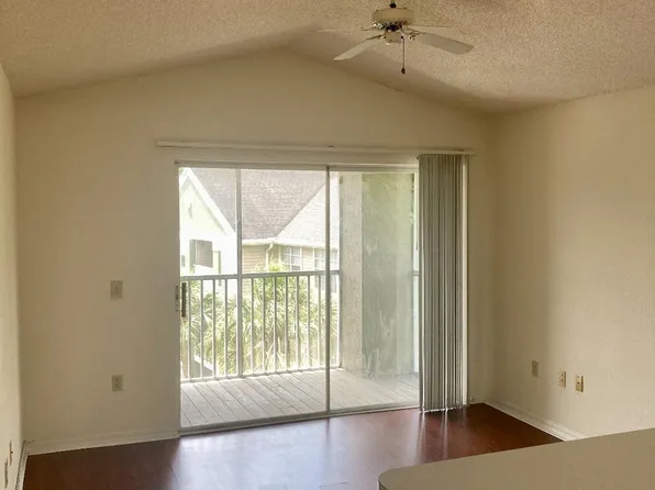 4260 Summer Landing Dr APT 301, Lakeland, FL 33810