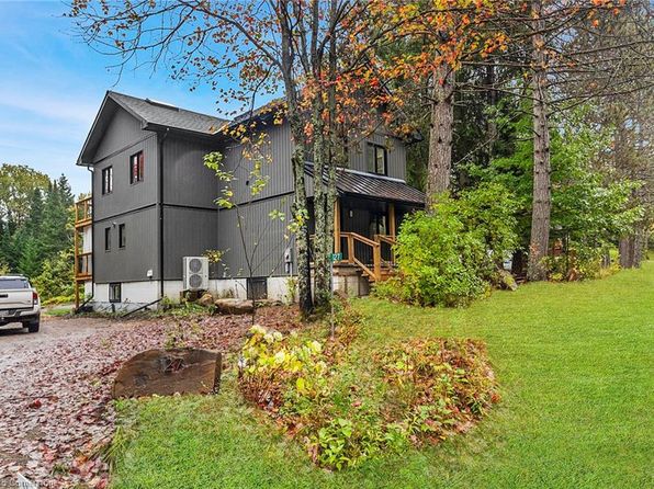 127 Paradise Rd, South Algonquin, ON K0J 2M0