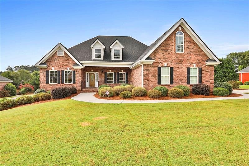 1st image of 304 Cold Harbor Dr