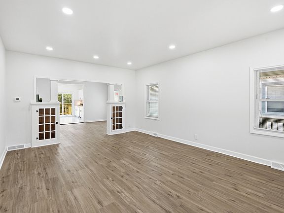 5th image of 2025 Church St
