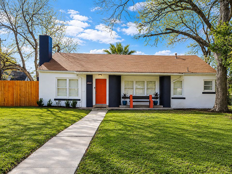1st image of 2102 W Mistletoe Ave