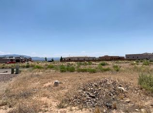 6709 Rim Rock Cir NW, Albuquerque, NM 87120