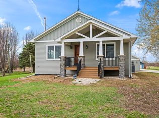 9119 Riley Rd, Marengo, IL 60152