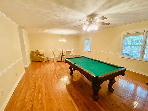 4th image of 8327 Woodhaven Dr