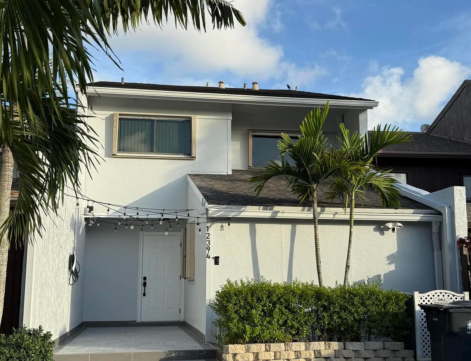 3 bed, 2.5 bath, 1955 sqft, $5,500 — Photo 2