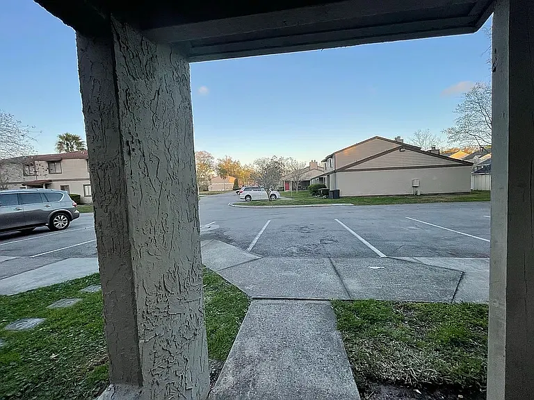 2 bed, 2.5 bath, 1050 sqft, $1,525 — Photo 4