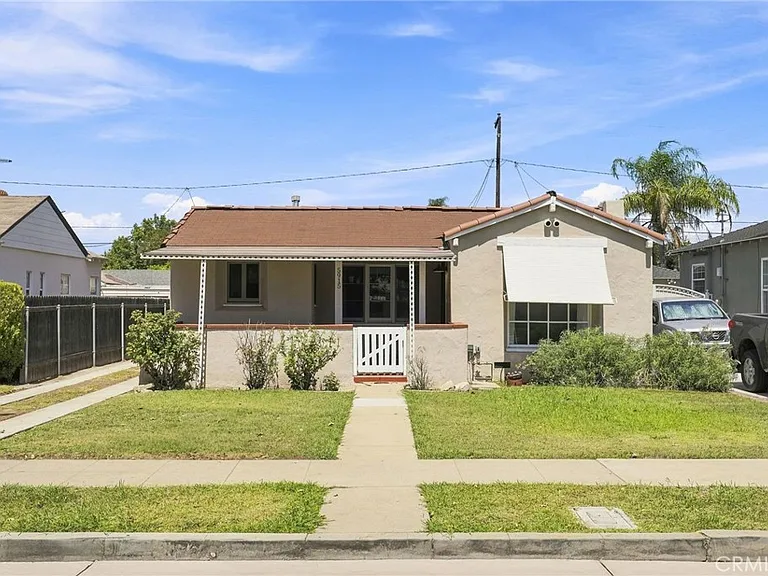 5915 Morrill Ave — Photo 2